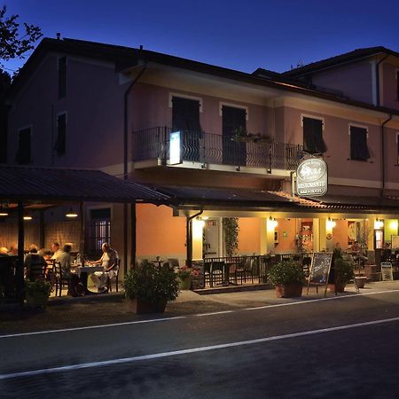 Antica Locanda Luigina Mattarana Exterior foto